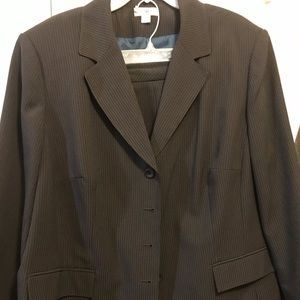 Chocolate Brown 2 piece Women’s Pants Suit